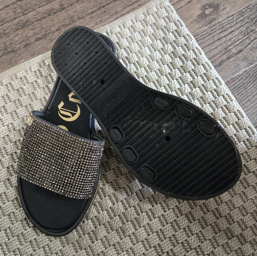 Womans slides